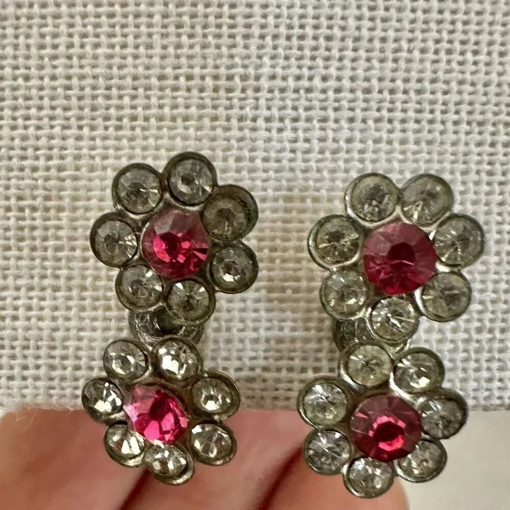 Pink rhinestone vintage  flower clip on earrings